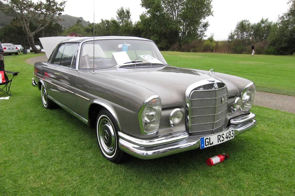 Someone Grafted the C63's Guts Onto a Mercedes-Benz W111 Coupe, and It's Spectacular