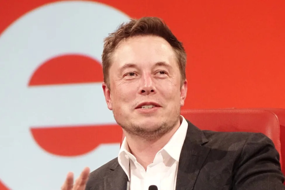 Elon Musk, Tesla, Elon Musk Teases Flying Tesla Roadster With Crazy Tech ‘Crazier’ Than All The James Bond Cars Combined — ‘Is It Even A Car? I’m Not Sure’