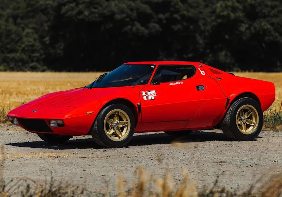 Lancia, Spoiler-Free 1976 Lancia Stratos HF Stradale Heads to Broad Arrow's 2026 Zoute Concours Auction