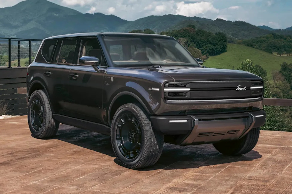 Scout Traveler Concepts Channel Range Rover Luxury and Defender Grit