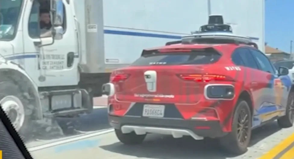 Waymo Goes the Wrong Way in Inglewood — With the Whole World Watching