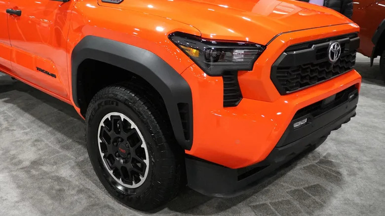 What OEM Tires Does The Toyota Tacoma Typically Come With?