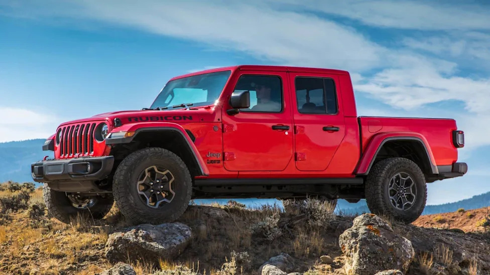 Jeep Recalled 641 Wranglers Over Cracking Steel Wheels — Which Defeats the Entire Point of Steel Wheels