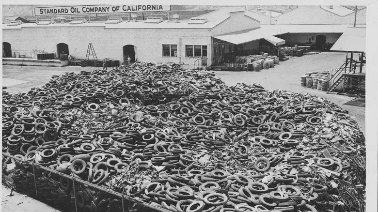 How World War II Rationing Led To 35 MPH Speed Limits And Bans On Driving For Fun