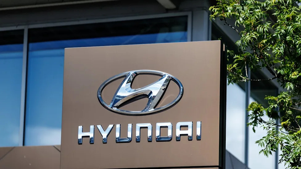 Hyundai, Hyundai recalls 96,300 Tucson vehicles over display software flaw
