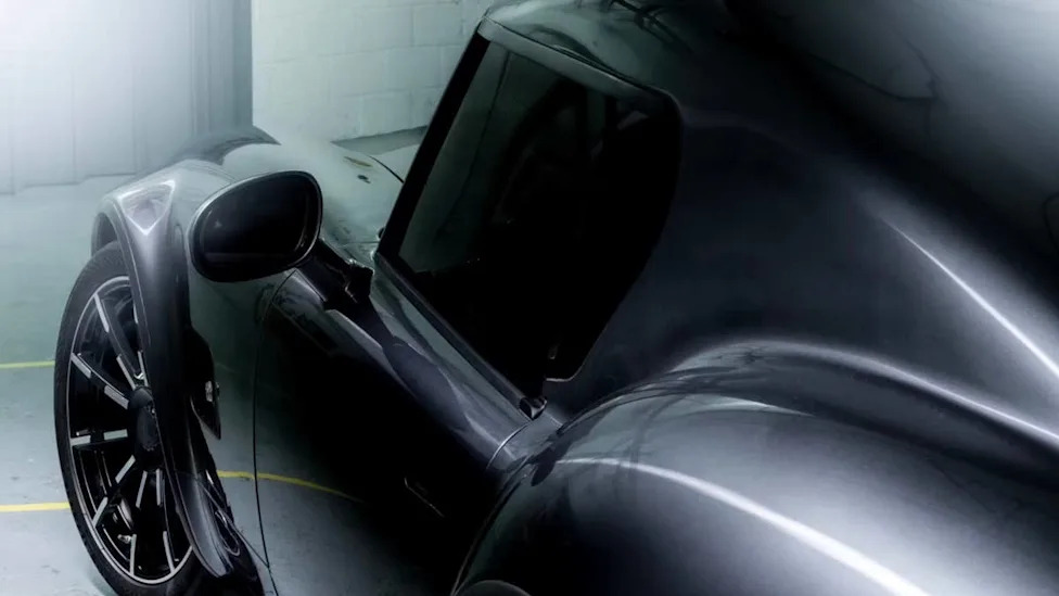 The AC Cobra GT Coupe Is A $320,500 Carbon-Fiber V8 Throwback