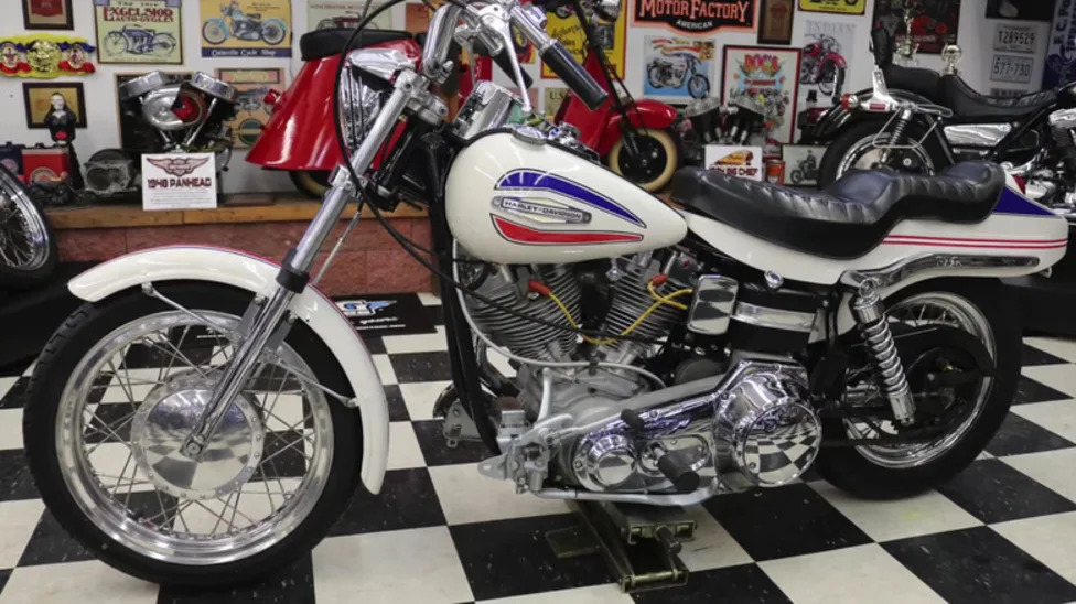 All About The FX 1200 Super Glide, Harley-Davidson's First Factory Custom