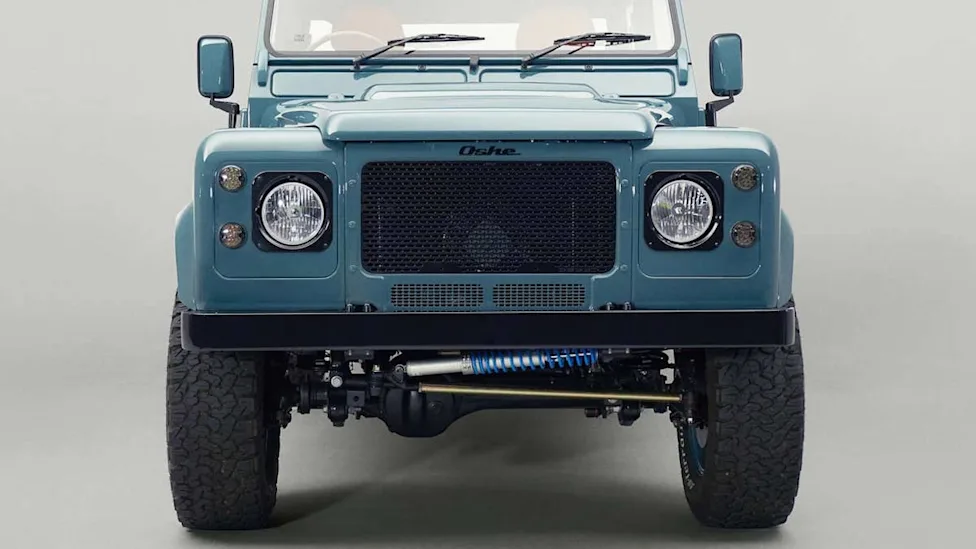 Wealthy Young Women Love Expensive Old SUVs