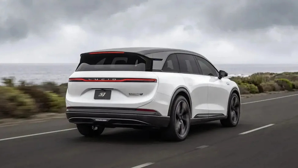 Lucid Gravity GT-S Turns A Three-Row Family SUV Into A 1,070-HP Rocketship