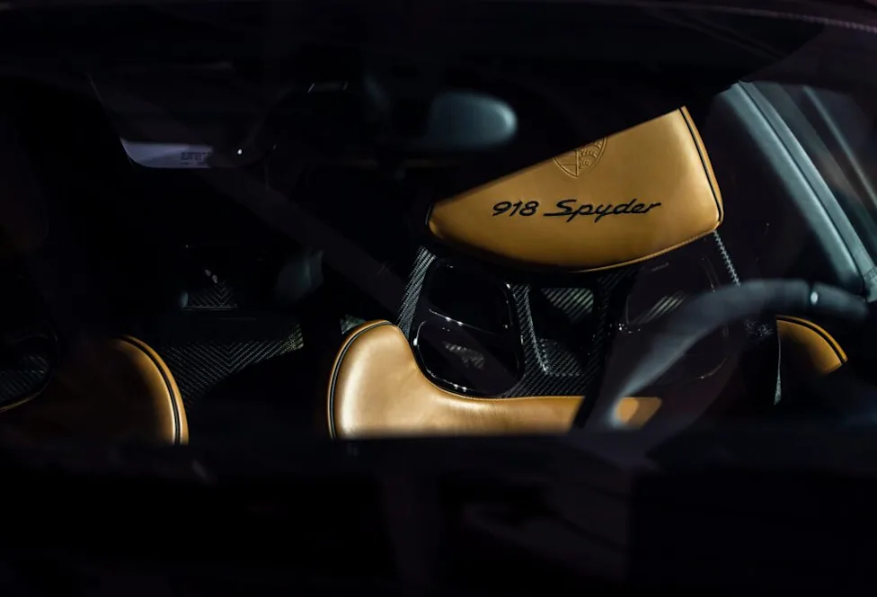 Porsche, Porsche 918 Spyder, Fernando Alonso Casually Flexes Porsche 918 Spyder in Monaco Because Corporate Rules Don’t Apply to Him