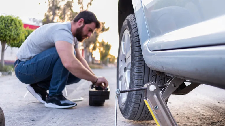 The Pros &amp; Cons Of Replacing Your Donut With A Full-Size Spare Tire