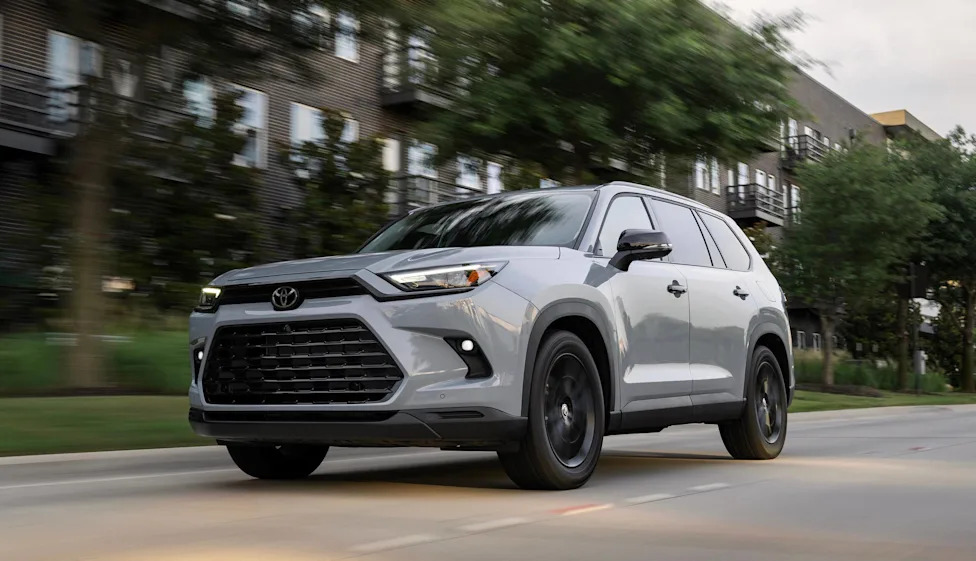 Toyota Posts Strong Grand Highlander Lease Offer for July