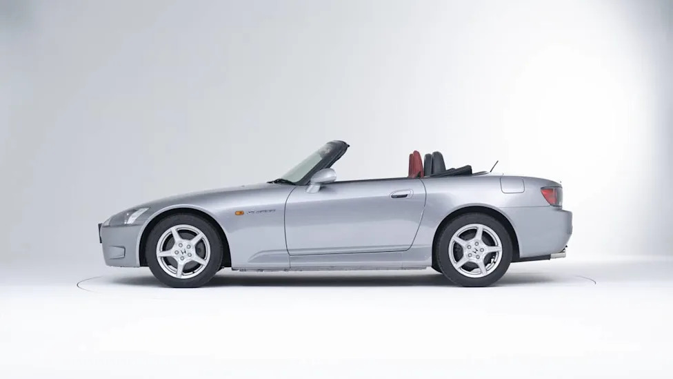 This 679-Mile Honda S2000 Is a 9,000-RPM Time Capsule