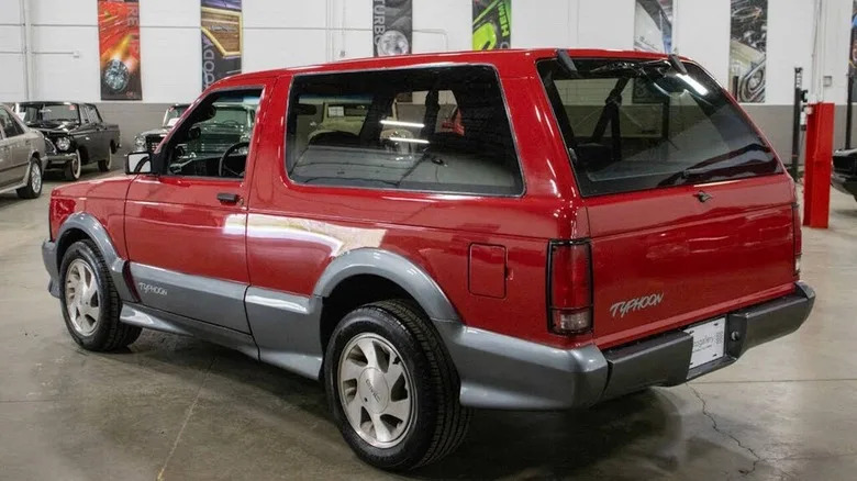 1992 GMC Typhoon For Sale With 146,000 Miles Will Show You What The Cool Dads Drove In The '90s