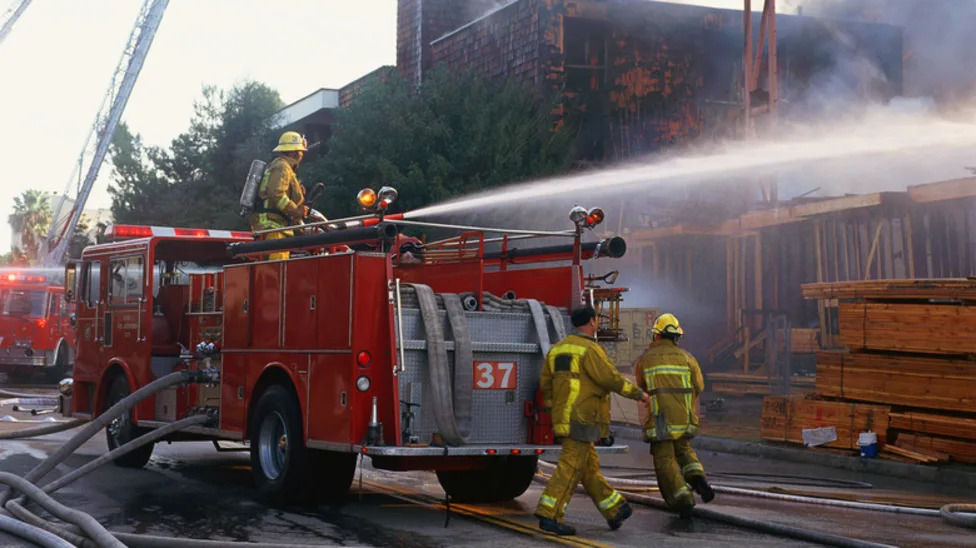 What's The Difference Between A Fire Truck And A Fire Engine?
