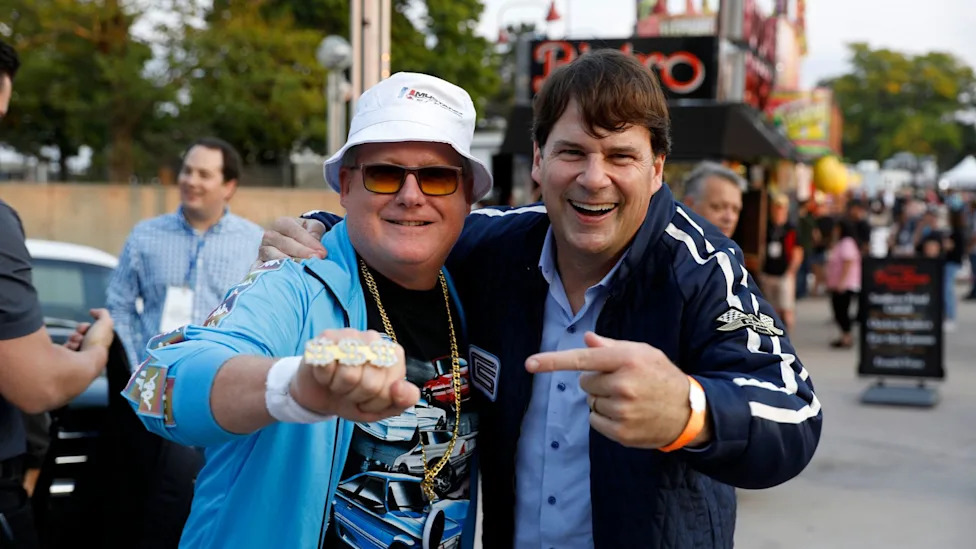Ford, Jim Farley Thinks Your Car Is Too Dumb for You to Fix. Ford Just Wants Your Wallet.