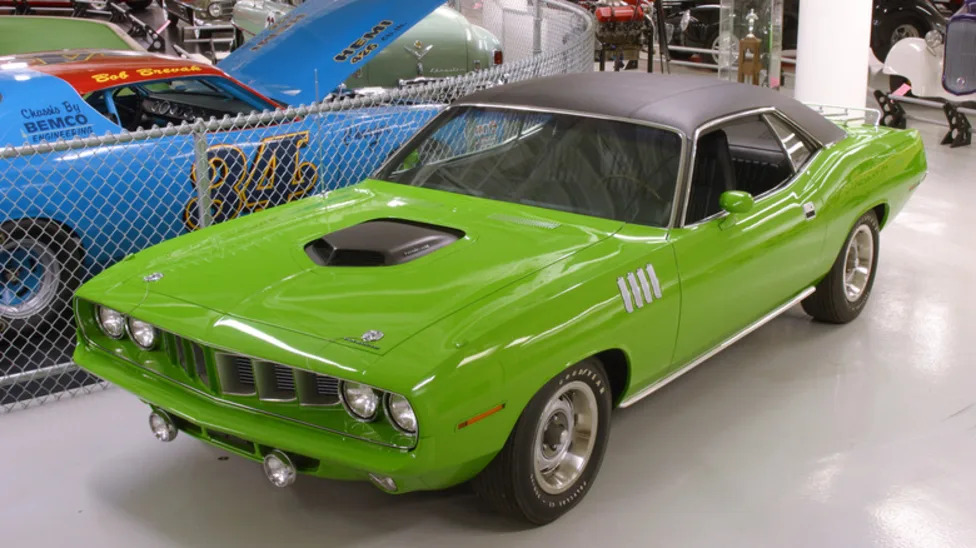 Here's How Fast A 1971 Plymouth Hemi 'Cuda Really Is