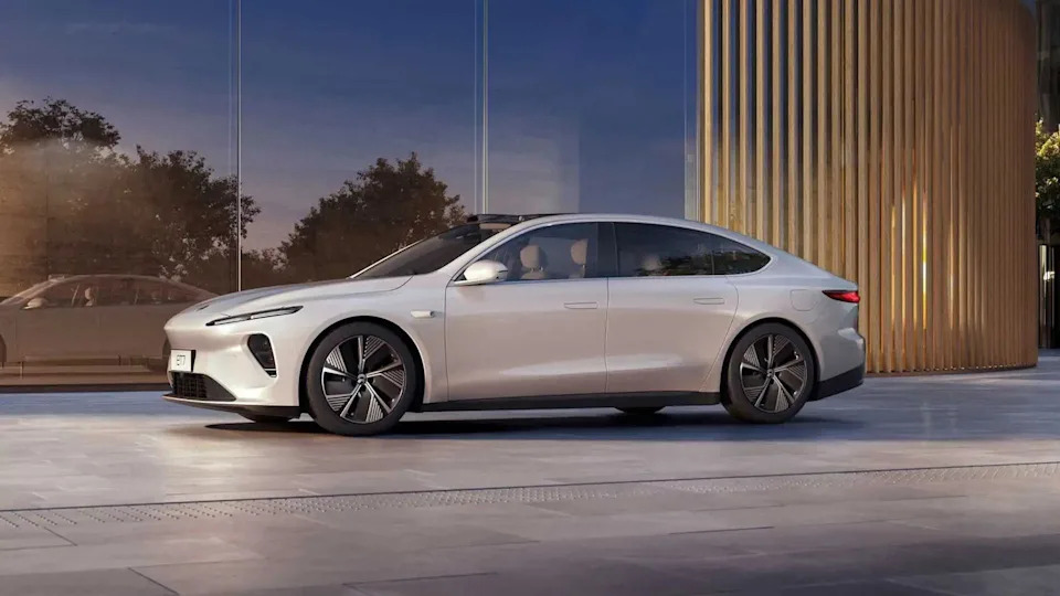 EV battery swap stations could be coming to a street near you soon, as Geely and Nio sign a deal to 'accelerate' the technology