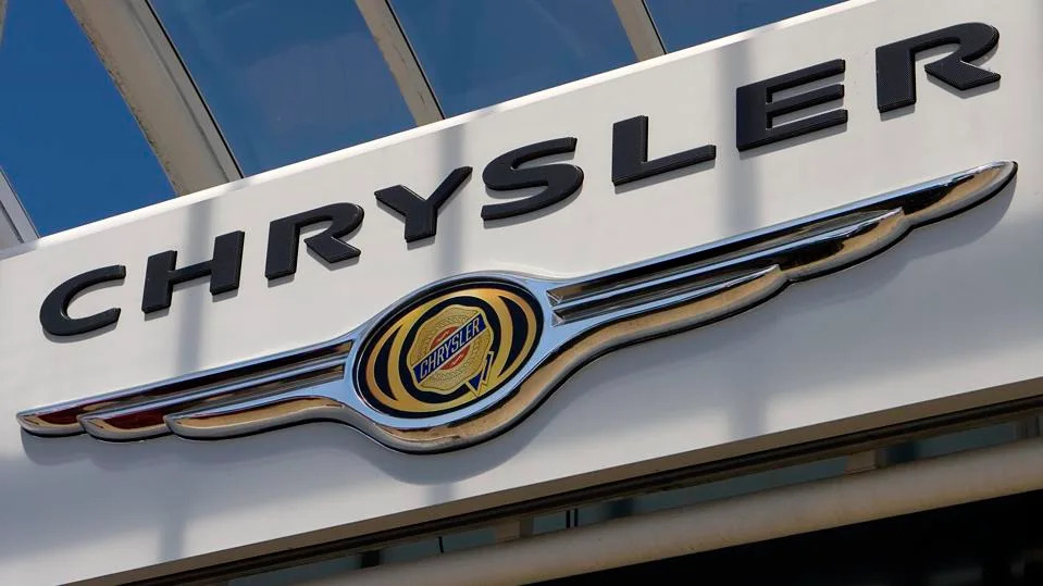 Chrysler, Chrysler Recalls Over 265,000 Vans That Could Lose Power Steering Without Warning