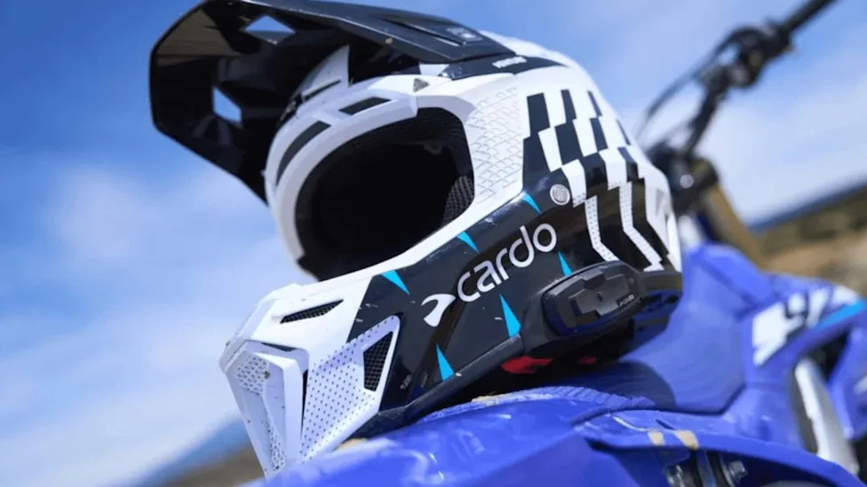 Cardo Launches the World’s First MX Helmet With Integrated Mesh Communication