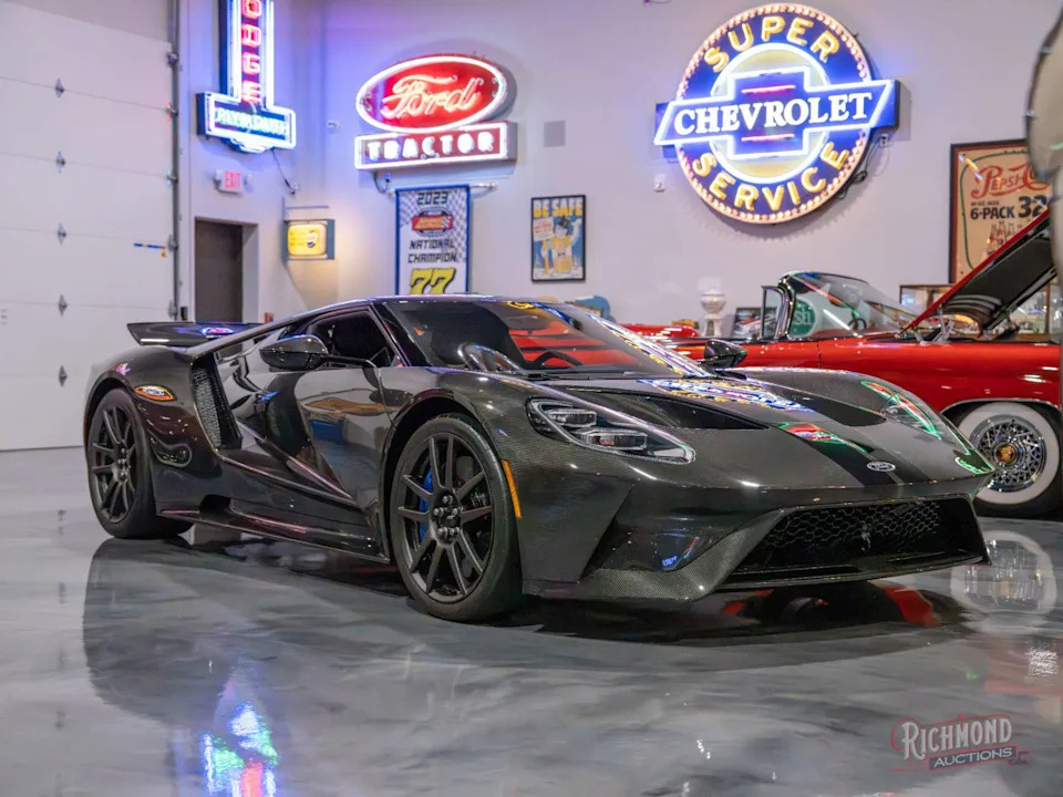 Ford, Ford GT, Kindig’s Ridler-Winning TwelveAir and a 1-of-30 Ford GT Liquid Carbon Lead Richmond’s Savoy Sale