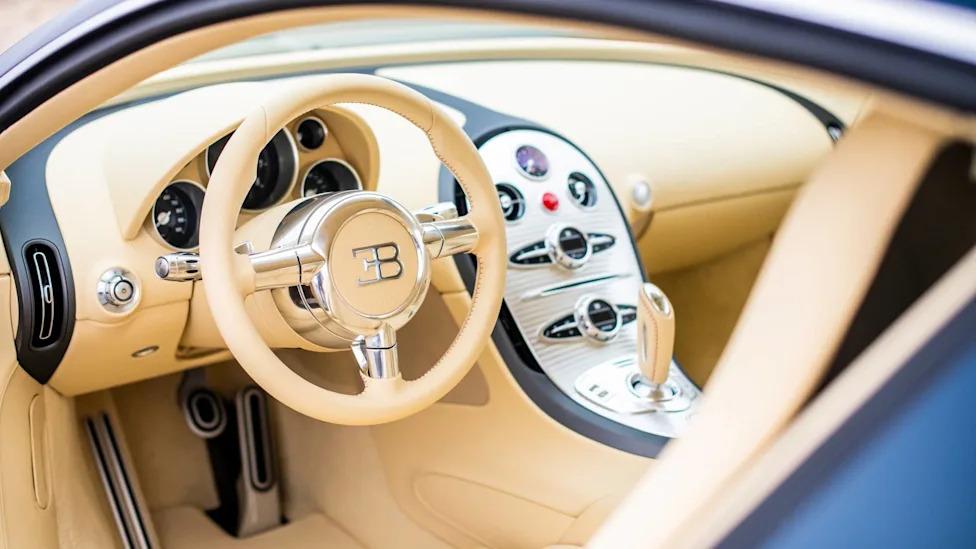 Bugatti Just Made a 20-Year-Old Veyron Look New Again