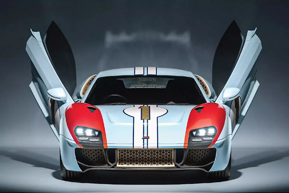 This 800-HP GT40 Restomod Hides A Secret Under The Body, And It Isn't Even A Ford
