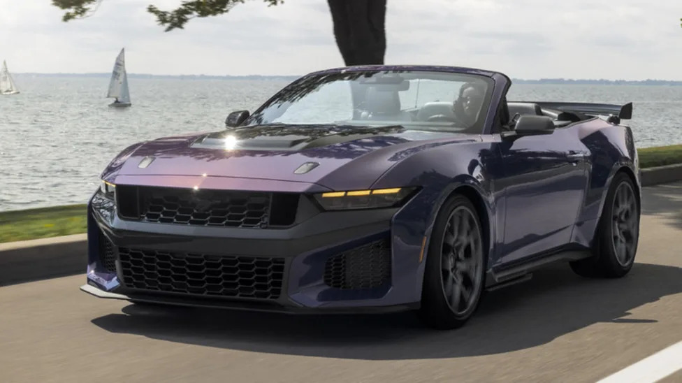 Ford Mustang Dark Horse SC Convertible Packs 795 HP Into A Droptop
