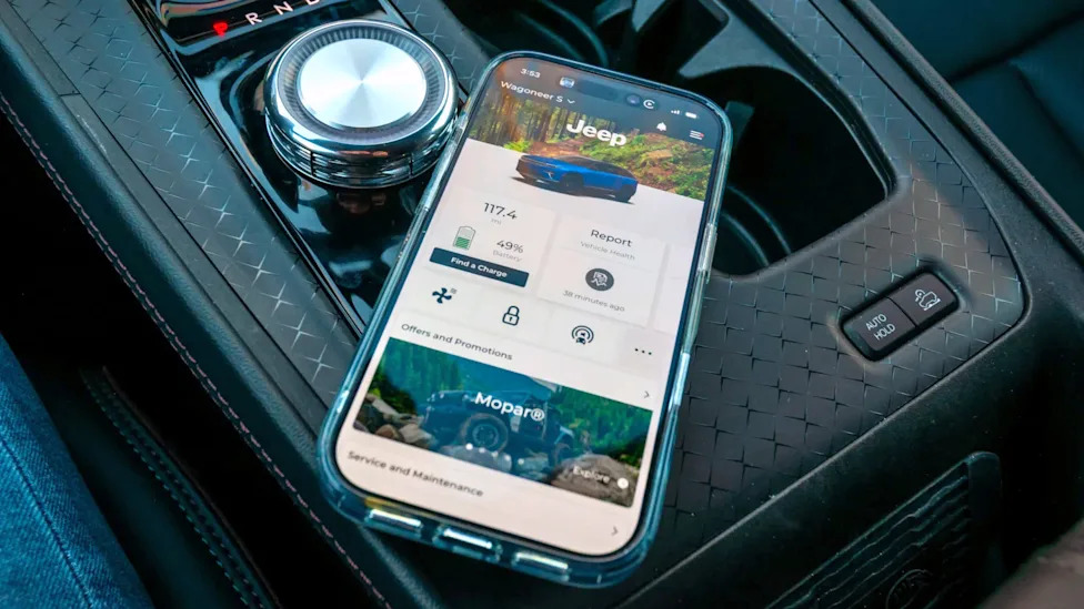 Stellantis, Stellantis Is Giving Away 10 Years of Remote Start and Everyone Else Should Too