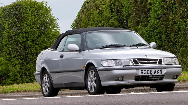 Why Saab Killed Its Revolutionary Sensonic Clutchless Manual Transmission