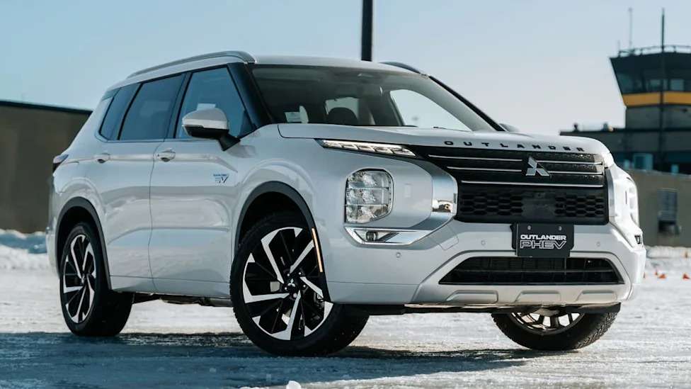 Mitsubishi Outlander Could Get A Tougher Package Than The Trail Edition