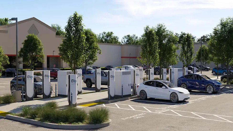 US cities to get hundreds of EVgo Tesla V4 Superchargers with 500 kW and Magic Dock
