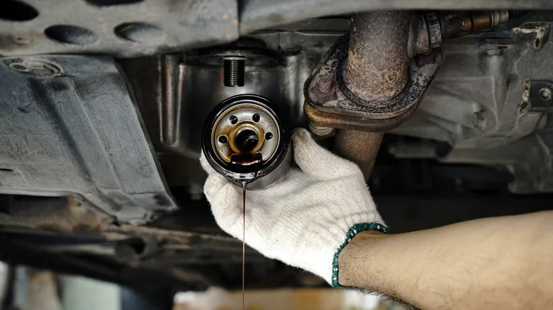 How Are Racing Oil Filters Different From Standard Oil Filters