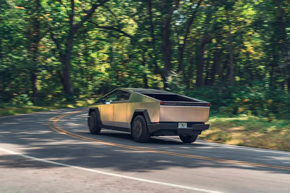 Tesla Might Have Even More Trouble Finding Cybertruck Buyers after Raising the Price by $5000