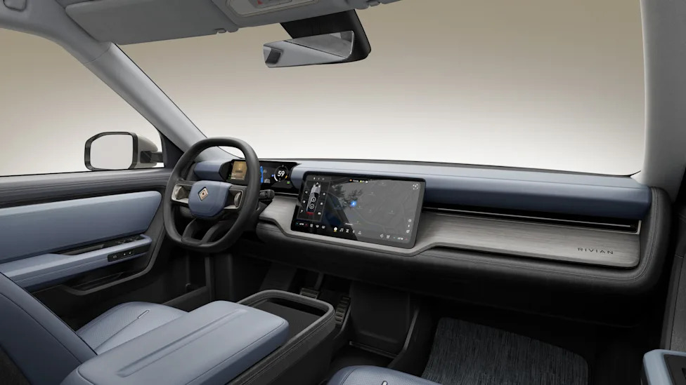 "Completely obsolete" says major car manufacturer about Apple CarPlay – all thanks to a common trend