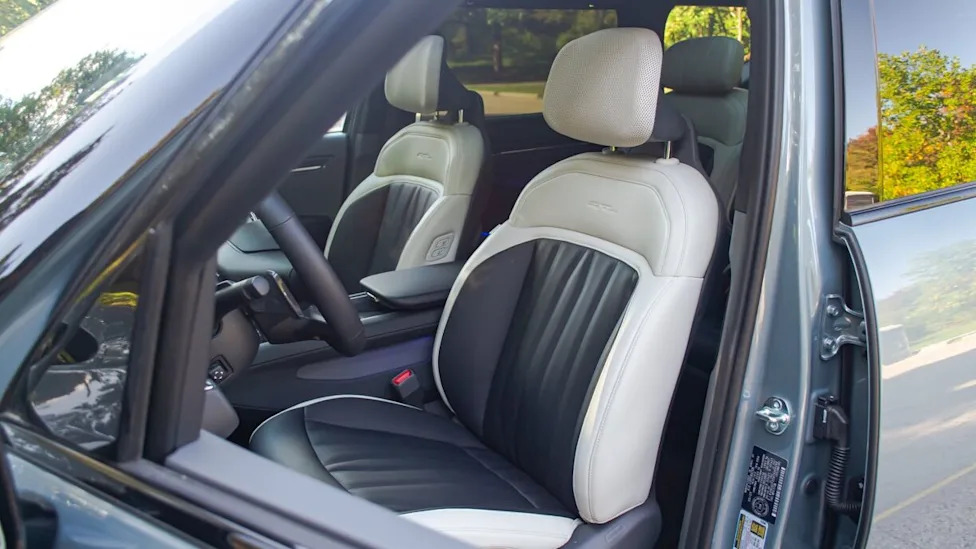 2025–2026 Kia EV9 Recalled Over Passenger Airbag Defect