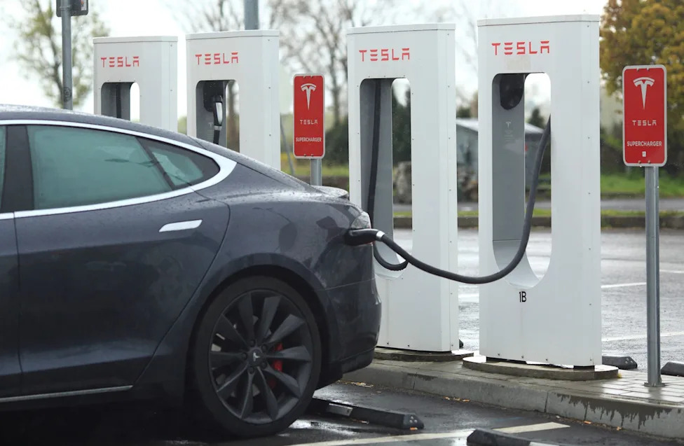 New Tesla feature allows cars to flee charger in emergency - for $25k