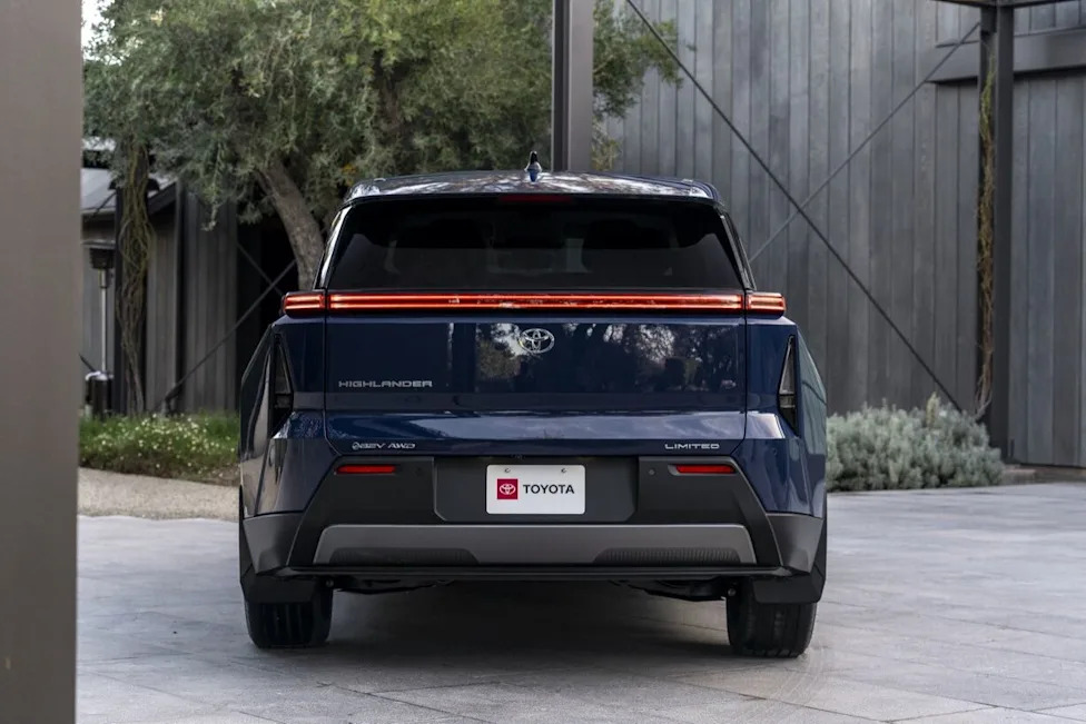 Toyota Delays Highlander EV Launch For A Second Time