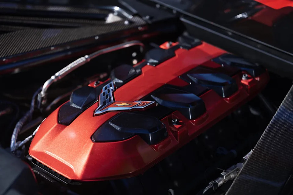 2027 Corvettes With Chevy's New LS6 V8 Are Leaking Oil