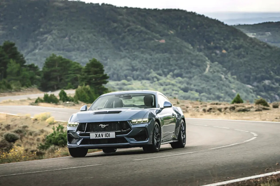 Ford, Ford Mustang, Porsche, Porsche Panamera, Dealers Say Ford’s 4-Door Mustang Looks Like the Porsche Panamera