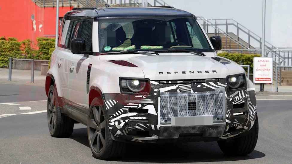 A Third Defender Is Coming to the US, and Stellantis Is Helping Build It