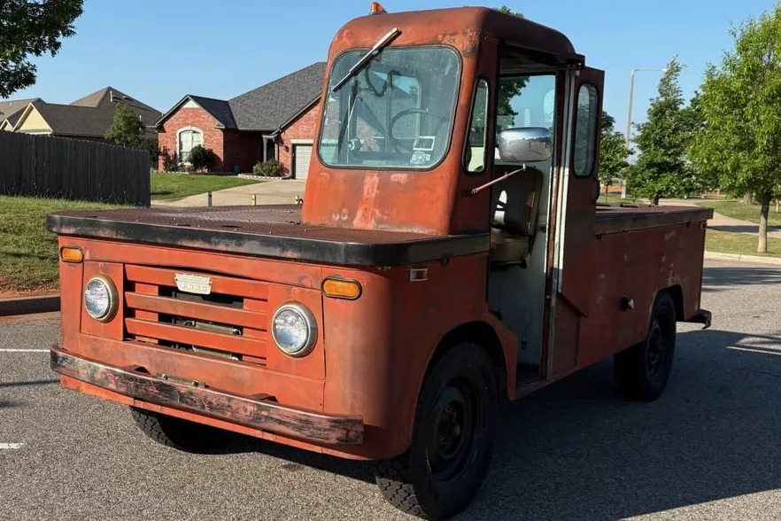 The Most Single Cab Truck Ever Was Built to Haul Construction Materials