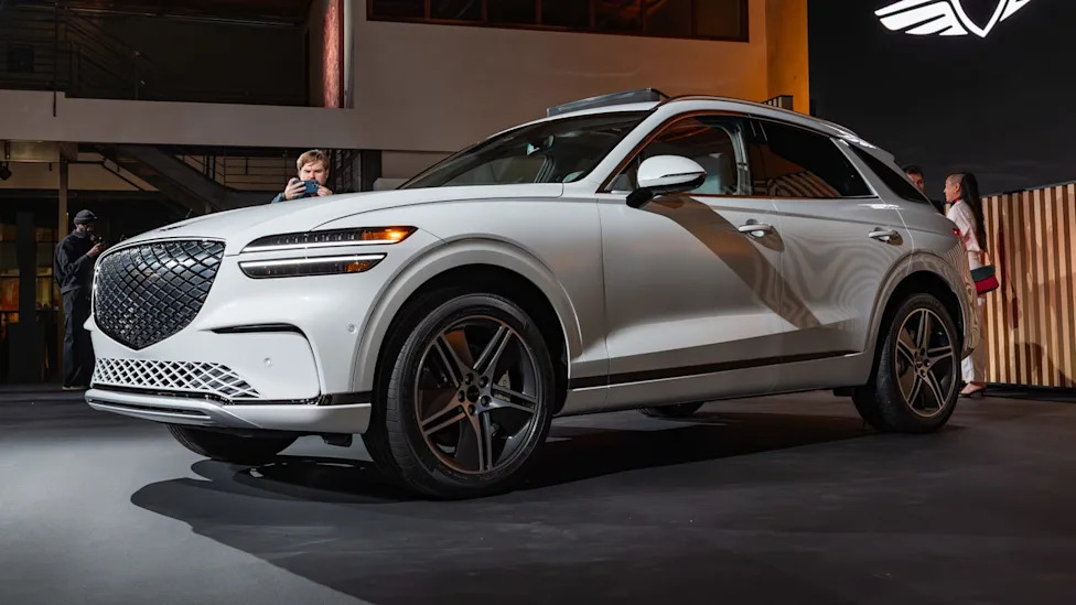 2027 Genesis GV70 Electric