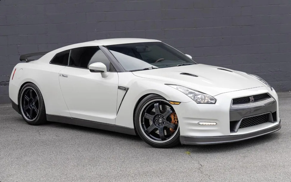 Nissan, Nissan GT-R, No-Reserve 2014 Nissan GT-R Black Edition Pairs 545 HP With a Freshly Upgraded Transmission