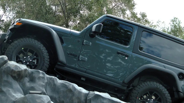 Can A Bad Transmission Damage Your Engine