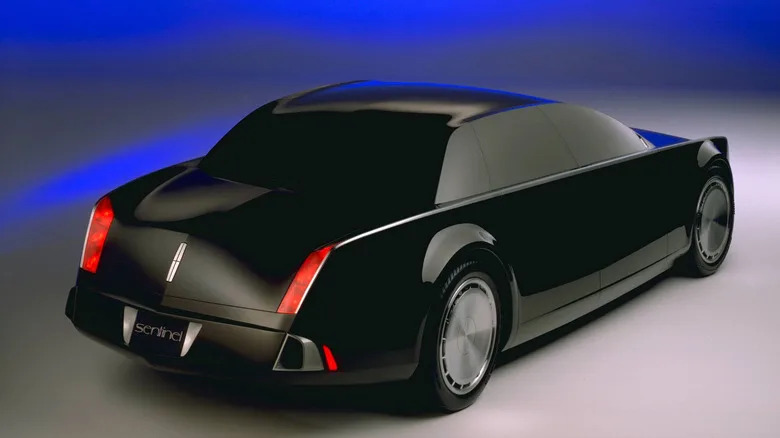 The 1996 Lincoln Sentinel Was A Sleek Concept Car With Retro Flair