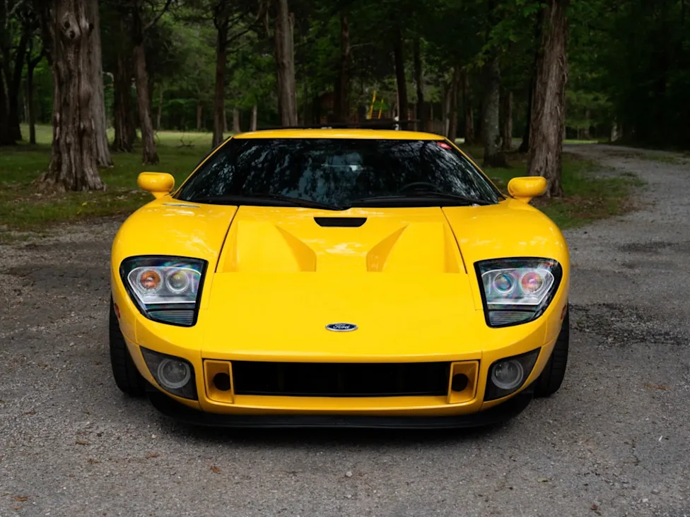 This 2006 Ford GT For Sale Is Rare Because Of What It Doesn’t Have