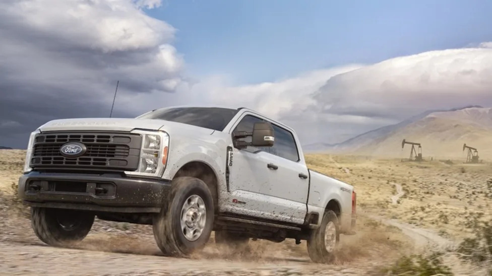The 2027 Ford Super Duty Lineup Will Have New Standard Gas &amp; Diesel Engines