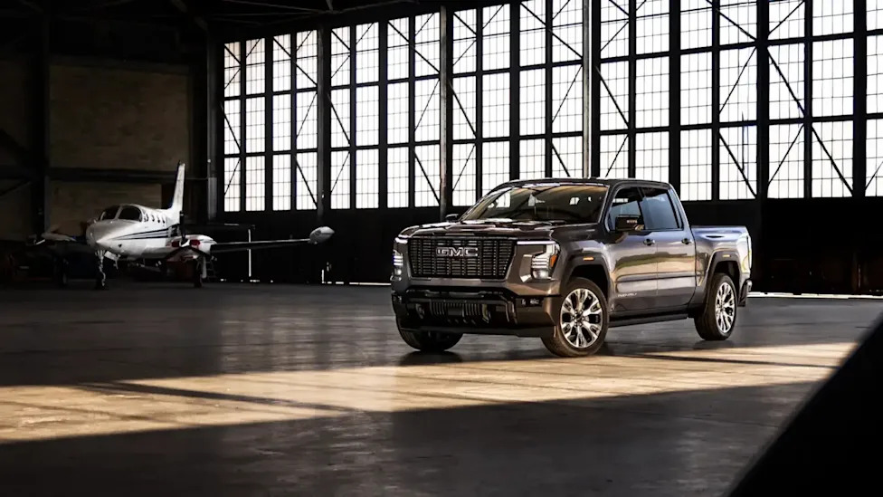 2027 GMC Sierra 1500 Interior Has Been Revealed, And It Hides A Secret