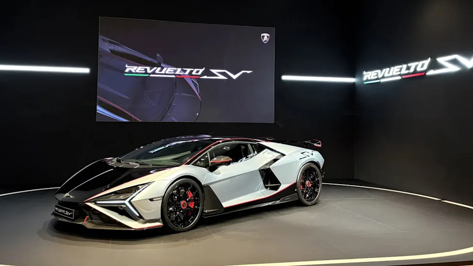 Lamborghini, The Revuelto SV: Lamborghini Just Built Its Most Powerful Production Car Ever